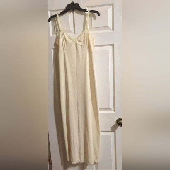 Vintage Shadowline Ivory Full Maxi Slip Nylon Spandex Side Split Size 36 - Picture 2 of 12